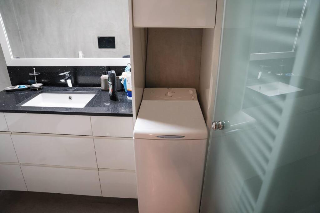 Sigma Sauna Nest Apartment Athens